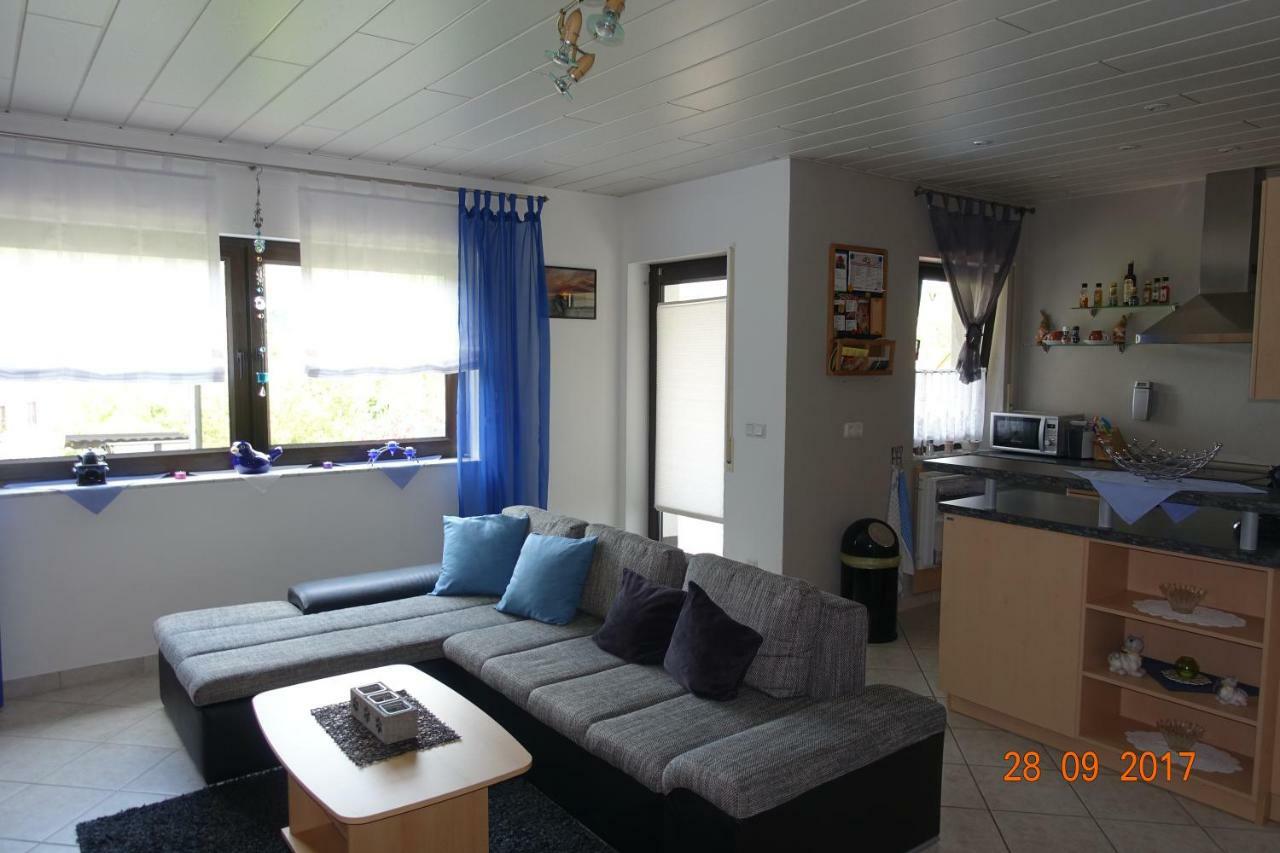 Ferienwohnung Zoe Osterbrucken Exterior foto
